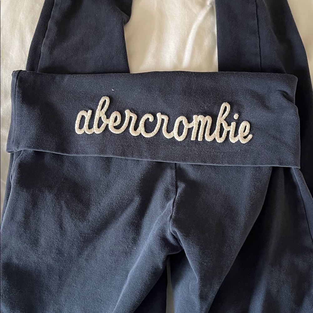 Abercrombie & Fitch & Hollister 2 Tee and legging. - Picture 8 of 8